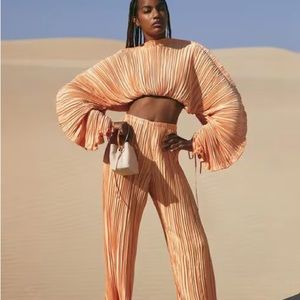 NWT Orange Mala Plisse Set